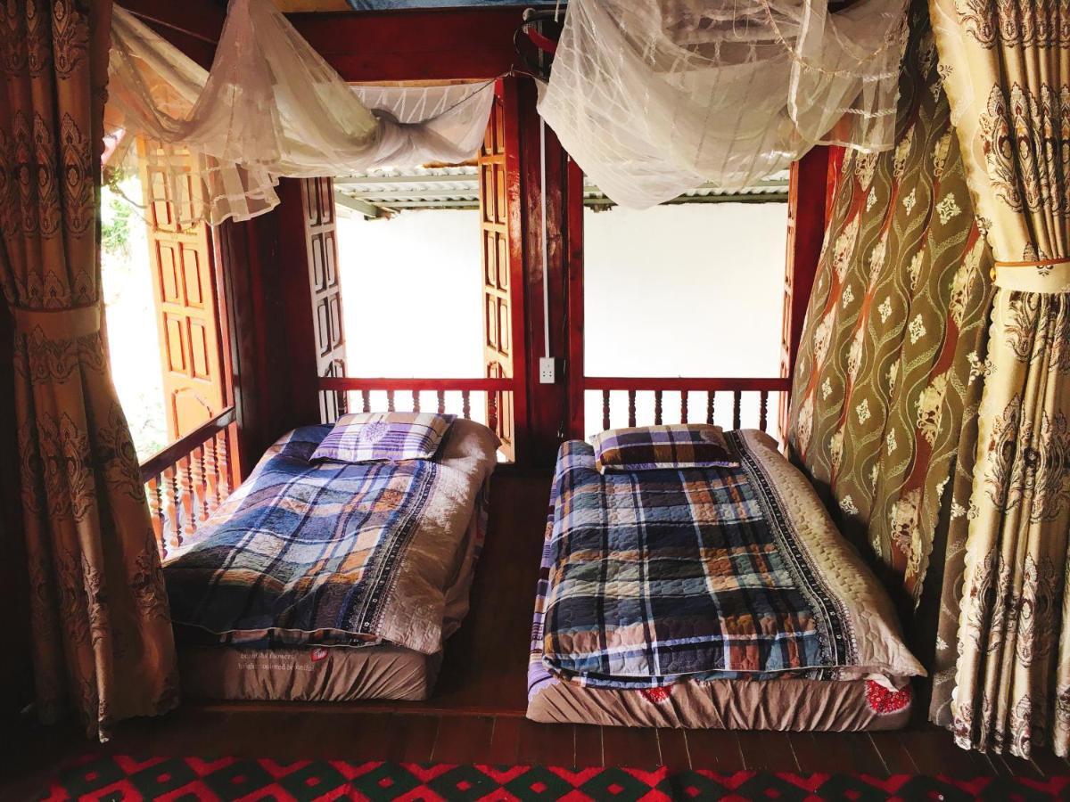 Shan Tea Homestay Ha Giang Esterno foto