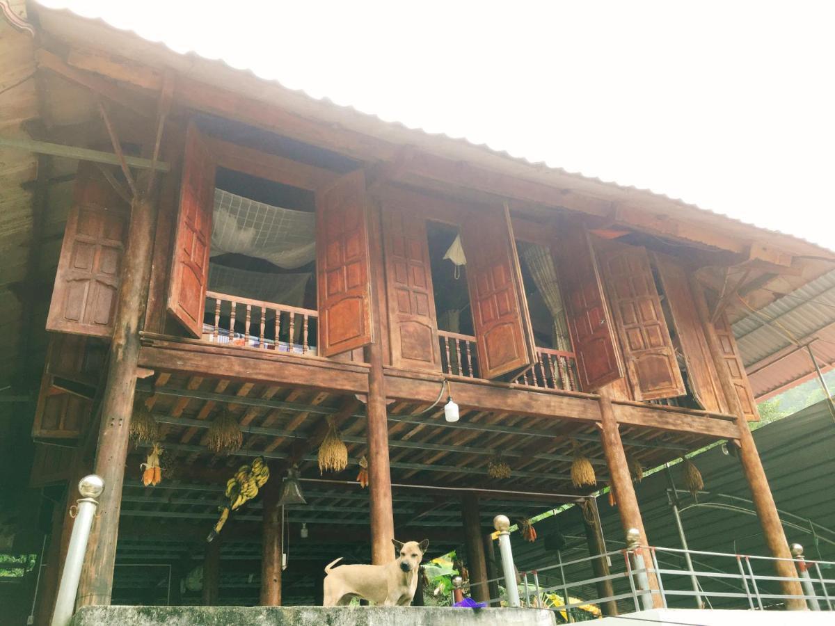 Shan Tea Homestay Ha Giang Esterno foto